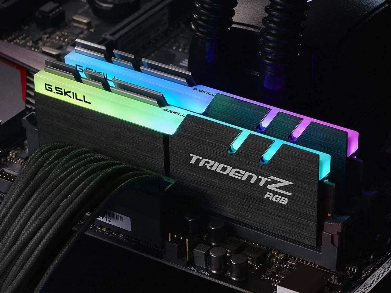 G.Skill Trident Z RGB Series 16GB (2 X 8GB) 288-Pin SDRAM PC4-28800 DDR4 3600 CL18-22-22-42 1.35V Dual Channel Desktop Memory Model F4-3600C18D-16GTZR - Image 2